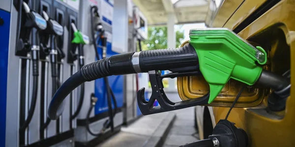 Бензин може здорожчати до 80 грн, – прогноз.