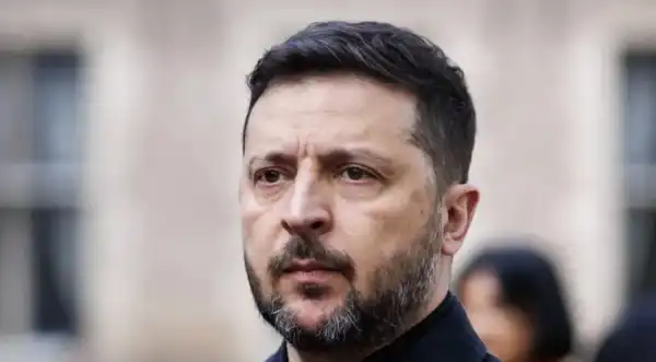 Зеленський: Росія наближає світ до нової ядерної загрози, як відлуння Чорнобильської трагедії.