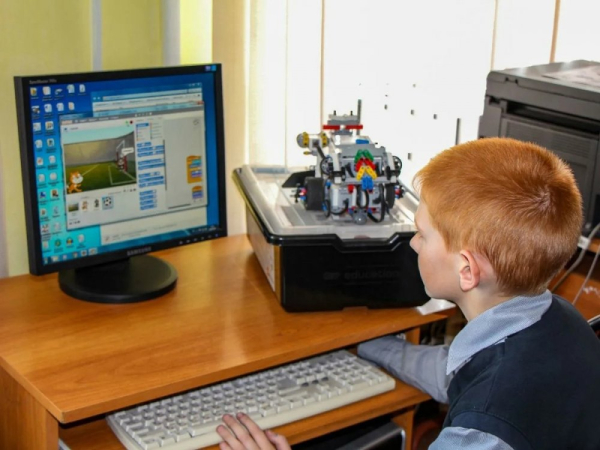 Як впоратися з комп'ютерною залежністю та її наслідками