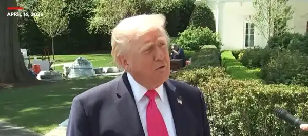 Трамп виступив з черговою промовою про завершення української війни.