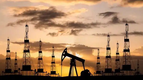 Нафтові котирування злетіли вгору, що непокоїть біржових гравців, – Reuters