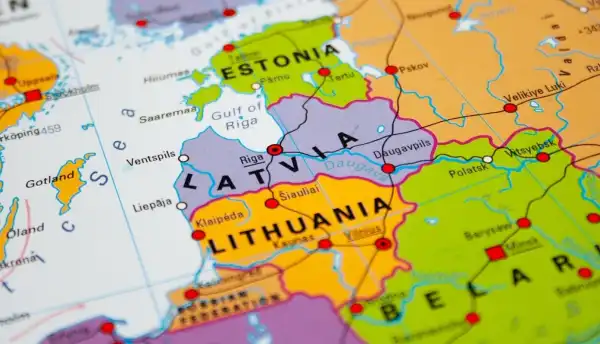 Балтійські держави нарощують тиск на Україну з питань обміну даними