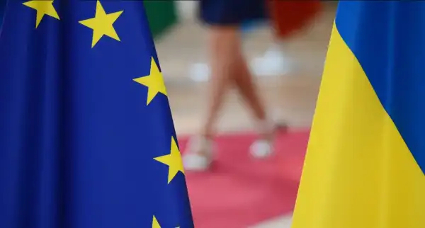 У ЄС схвалили 90 млрд євро допомоги Україні та 20-й раунд санкцій проти Росії.