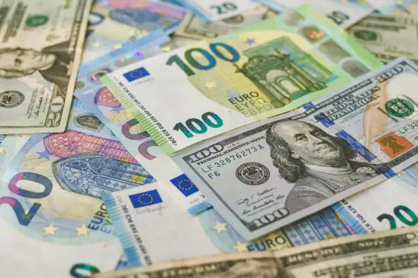 Валютні курси на 5 травня: ситуація в банках та обмінних пунктах