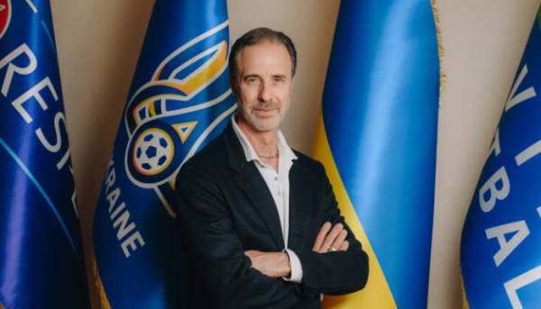 Українську футбольну збірну вперше тренуватиме іноземець — італієць Андреа Мальдера.