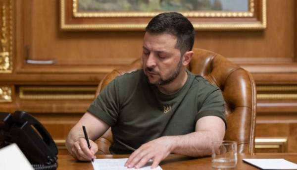 Орденами та медалями відзначили співробітників СБУ, які брали участь у спецоперації «Павутина».