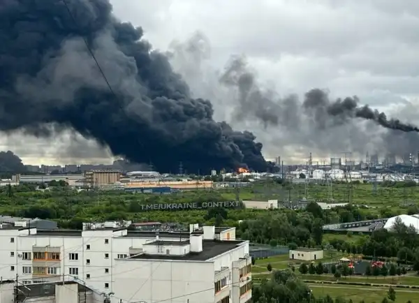 Серйозні наслідки: Reuters повідомляє про результати атаки на Московський НПЗ