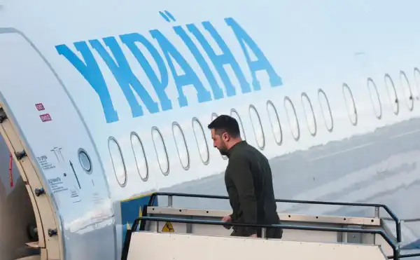 “Жешув не було закрито”: Туск прокоментував зміну маршруту перельоту Зеленського