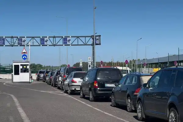Українські прикордонники надали роз’яснення щодо оптимальних днів для перетину кордону.