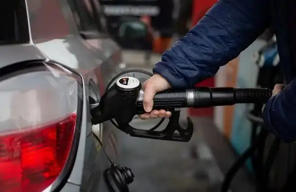 Несподіване зростання вартості на автозаправних станціях: у країні зросли ціни на усі типи палього, найсуттєвіше – на дизельне паливо