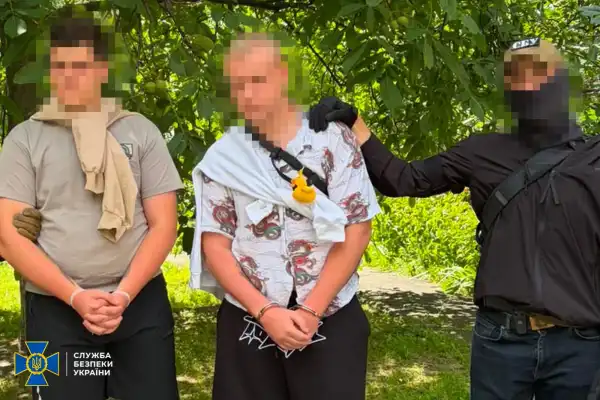 У столиці України виявлено двох осіб, які забезпечували функціонування для Російської Федерації понад 70 терміналів Starlink.