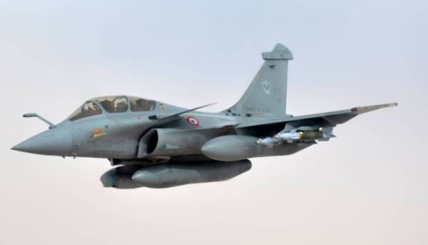 Виробник: Угода на постачання 16 винищувачів Rafale Україні ще не оформлена.