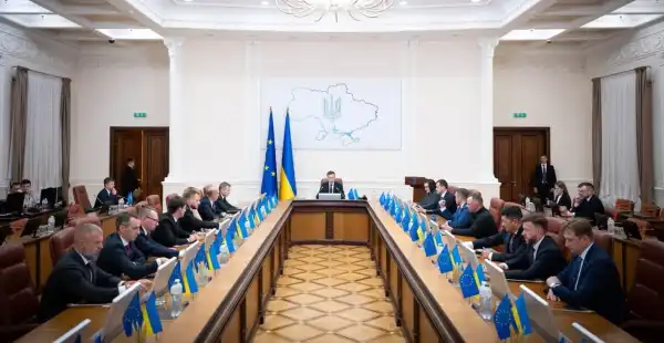 Кабмін призначив виконувачів обов’язків керівників Міністерства оборони та Міністерства закордонних справ, а також анонсував структурні зміни у відомствах.