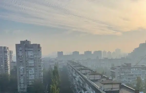 Якість повітря в Києві погіршилася: які частини міста є найбільш ризикованими