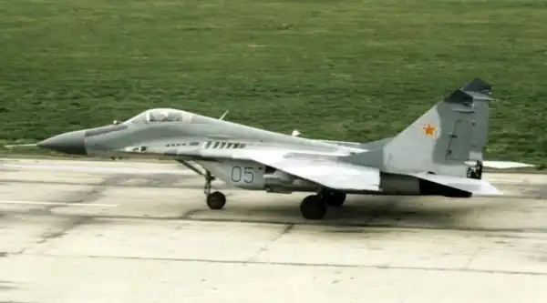 Українські сили оборони ліквідували російський винищувач МіГ-29 на аеродромі у Курській області