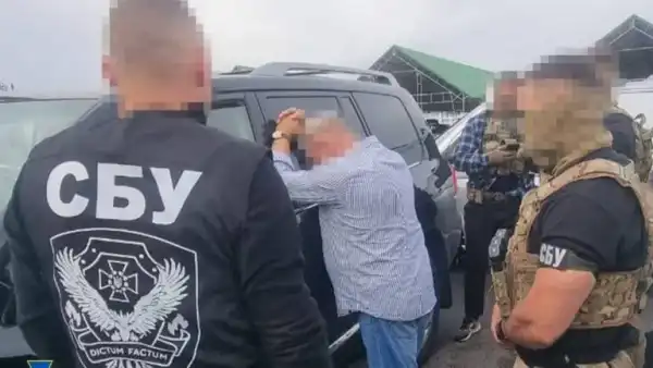 За 10 тисяч доларів допомагав ухилятися від мобілізації: екс-нардепа викрила СБУ