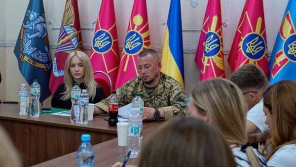 Україна розглядає потенційну російську операцію на київському та чернігівському напрямках, виходячи з заяв Офісу Президента.