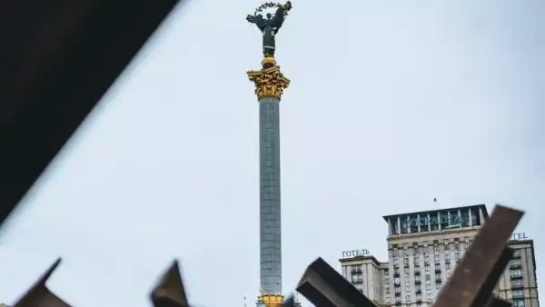 У Києві призупинять роботу метро та наземного транспорту на хвилину мовчання 29 серпня: деталі