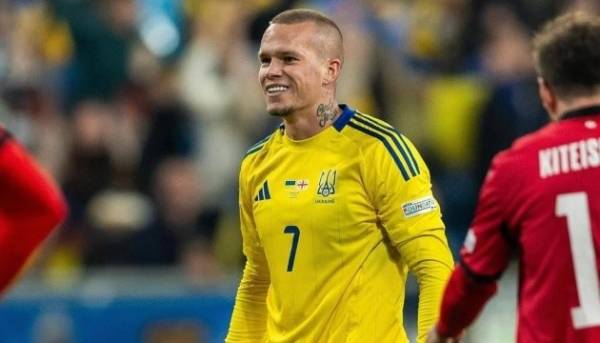 Мудрик прибув до Гонконгу для передсезонного туру «Челсі».