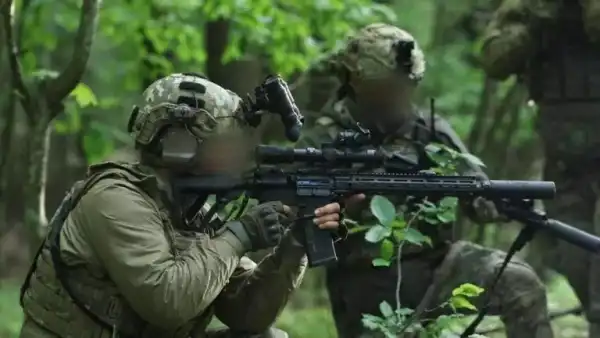 Захисники з Сил спеціальних операцій визволили Андріївку-Клевцове і захопили 30 російських військових.
