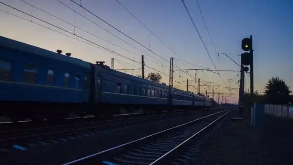Затримка потягів в Україні до 12 годин: список рейсів