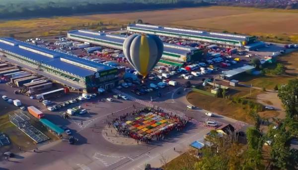 НАБУ завершило розслідування у справі привласнення 18 гектарів землі ринку «Столичний»