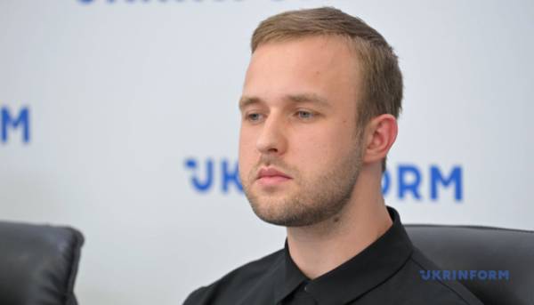 Українських військовополонених використовують у пропагандистських роликах росіяни, повідомляє Центр протидії дезінформації.