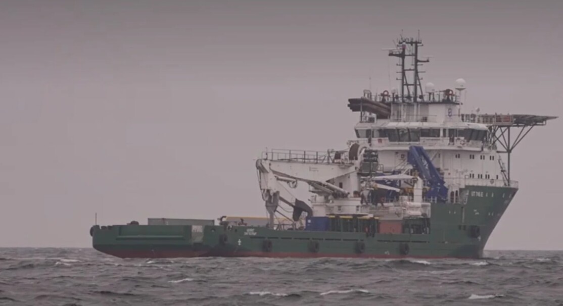 Удари по рф – ВМС уразили багатоцільове судно забезпечення NEFRIT у порту Сочі1