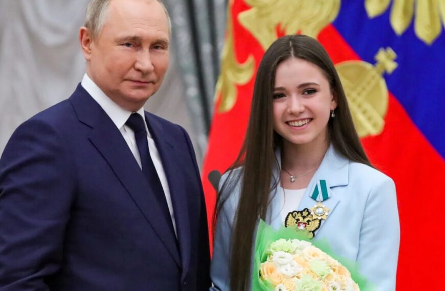 Російську фігуристку, яку захищав Путін, позбавили нейтрального статусу