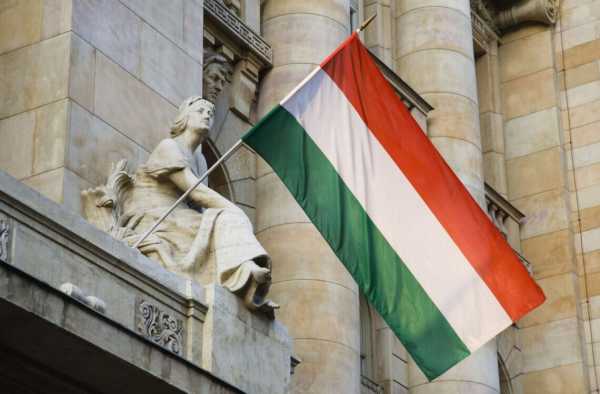 Угорщина програла суд щодо використання заморожених активів РФ на користь України
