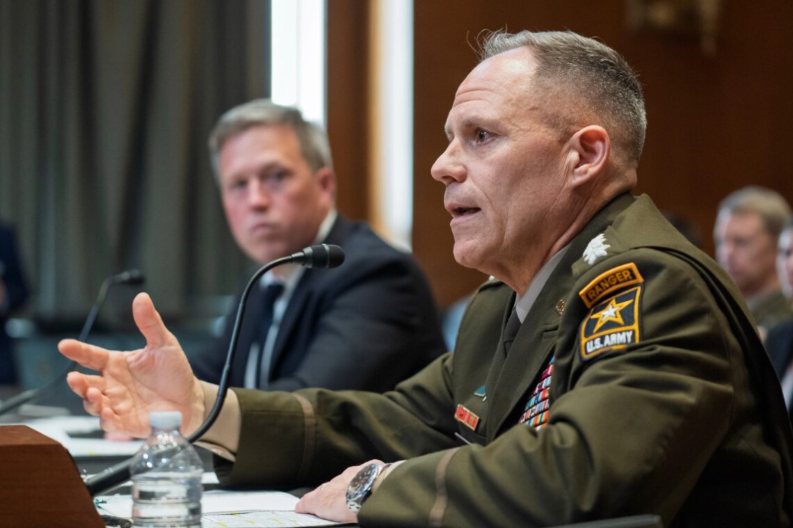 Двопартійна група конгресменів США вимагає пояснити рішення припинити спеціалізацію підрозділу на війні дронів та позбавити військових можливості переймати досвід ЗСУ. Двопартійна група конгресменів США вимагає пояснити рішення припинити спеціалізацію підрозділу на війні дронів та позбавити військових можливості переймати досвід ЗСУ.0