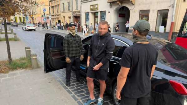 НАБУ і САП викрили схему “кришування” кол-центрів посадовцем ОГПУ