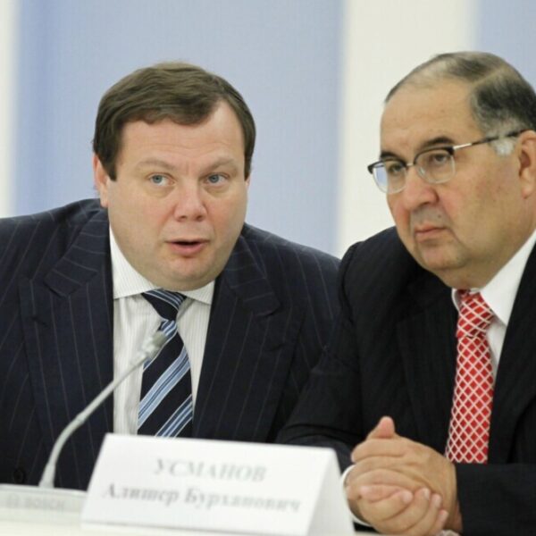 ЄС відклав розширення санкцій проти Росії через суперечки щодо Усманова та Фрідмана