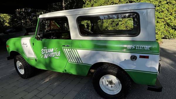 1970 International Harvester Scout 800A EV conversion by Beachman