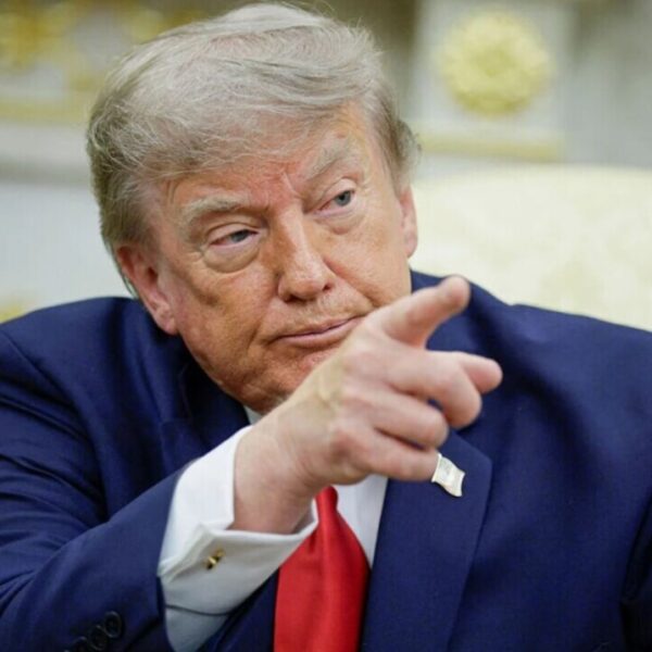 Трамп: Іран стоїть за атакою на саудівську нафтову артерію