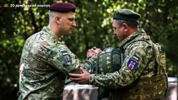 Українці перекривають доріг на знак протесту.
