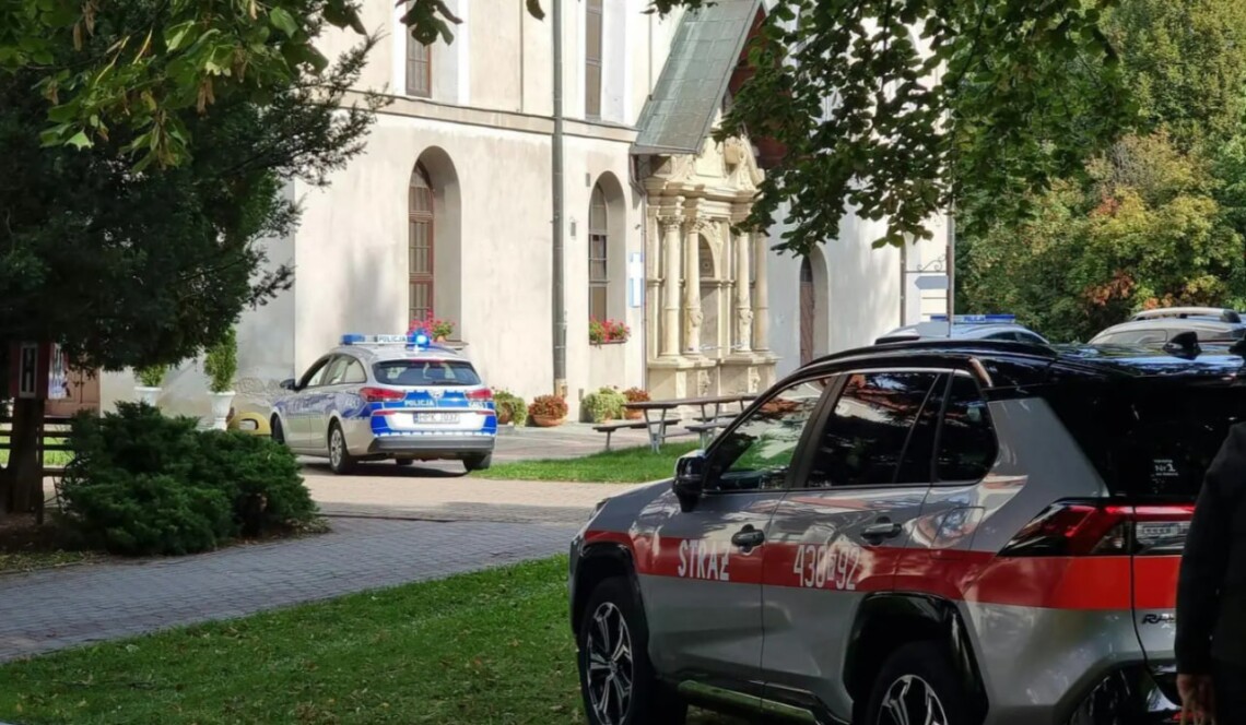 У Польщі українець напав на жіночий монастир під час меси, є загиблий та поранені0