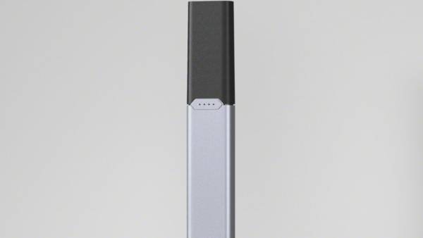 Juul схвалили для продажу вдосконаленого пристрою з технологією перевірки віку
