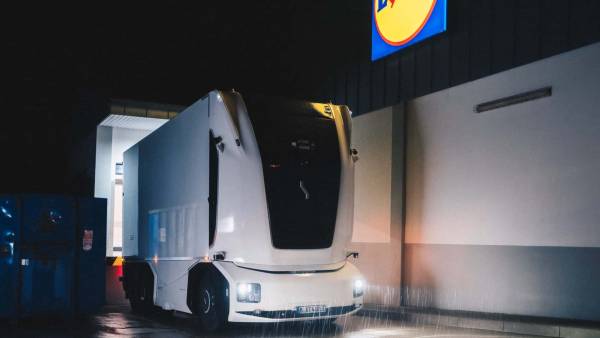 Lidl тестує вантажівки без кабіни для перевезення товарів