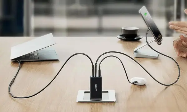 Багатопортовий зарядний пристрій Anker 65W Nano USB-C GaN