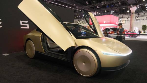 Tesla готує до запуску Cybercab: що компанії ще потрібно довести