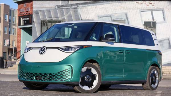 Volkswagen знову відкладає повернення ID. Buzz до США