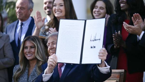 Трамп створює відділ та робочу групу при NIH для жінок